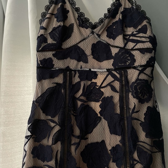 Navy Blue Floral Mesh Lace Trumpet Midi Dress - Picture 6 of 7